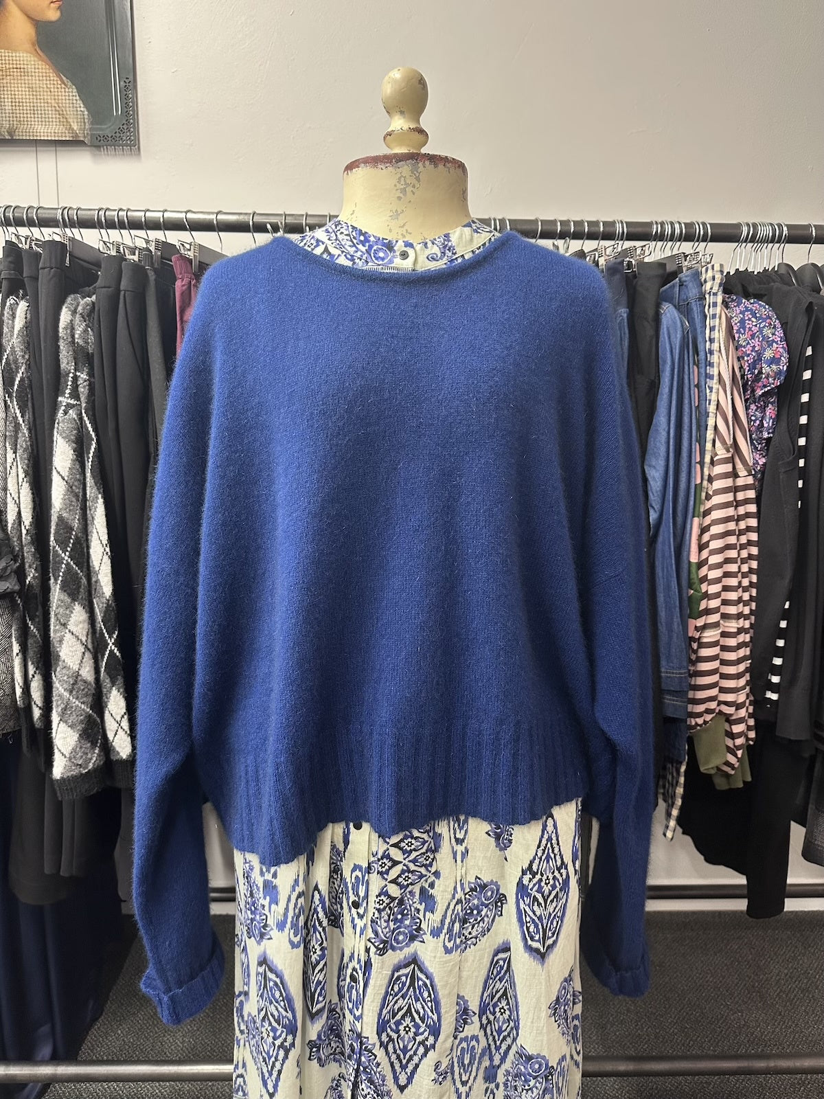 Lela Jacobs U Crop - Azure
