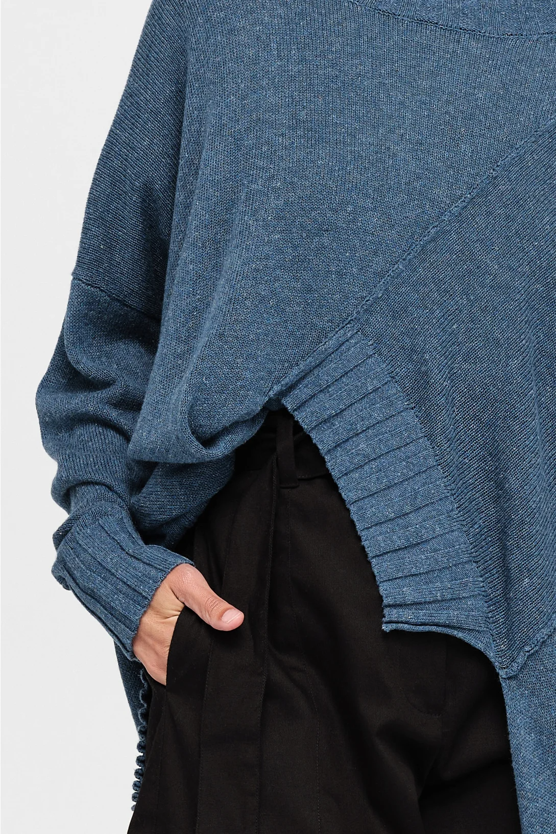 Taylor Integrate Sweater - Indigo