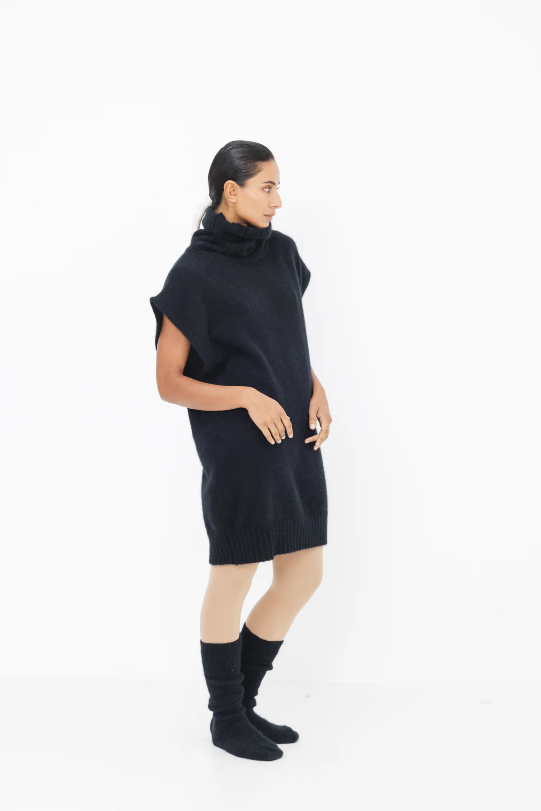 Lela Jacobs U Turtle Vest - Black