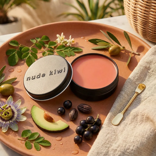 Nude Kiwi Moisture Lock Lip Balm Peach/Raspberry