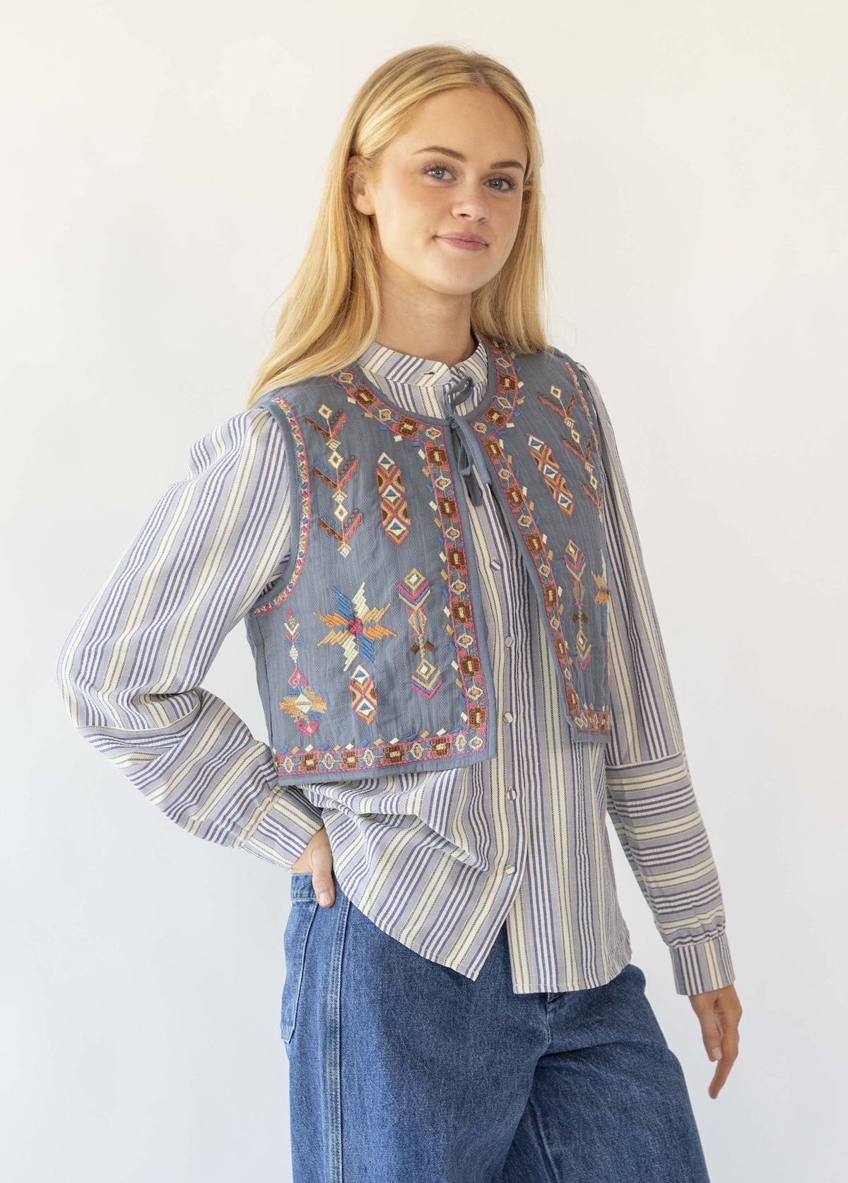 Lollys Laundry IlsaLL Vest - Dusty Blue