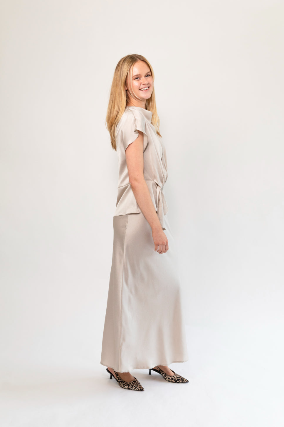 Bruuns Bazaar Acacia Tinja Blouse - Silver Cloud
