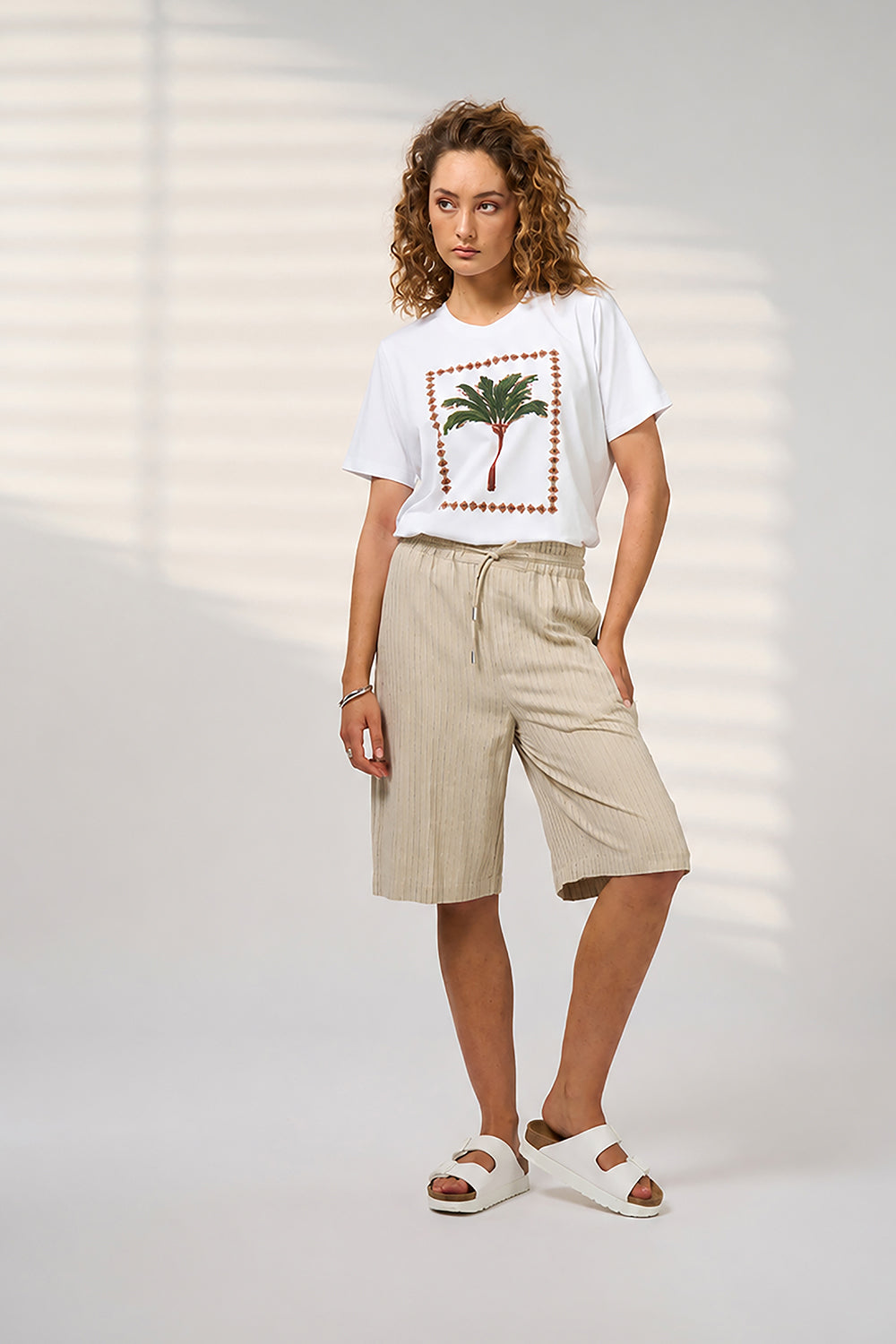 Madly Sweetly Horizon Short - Stone