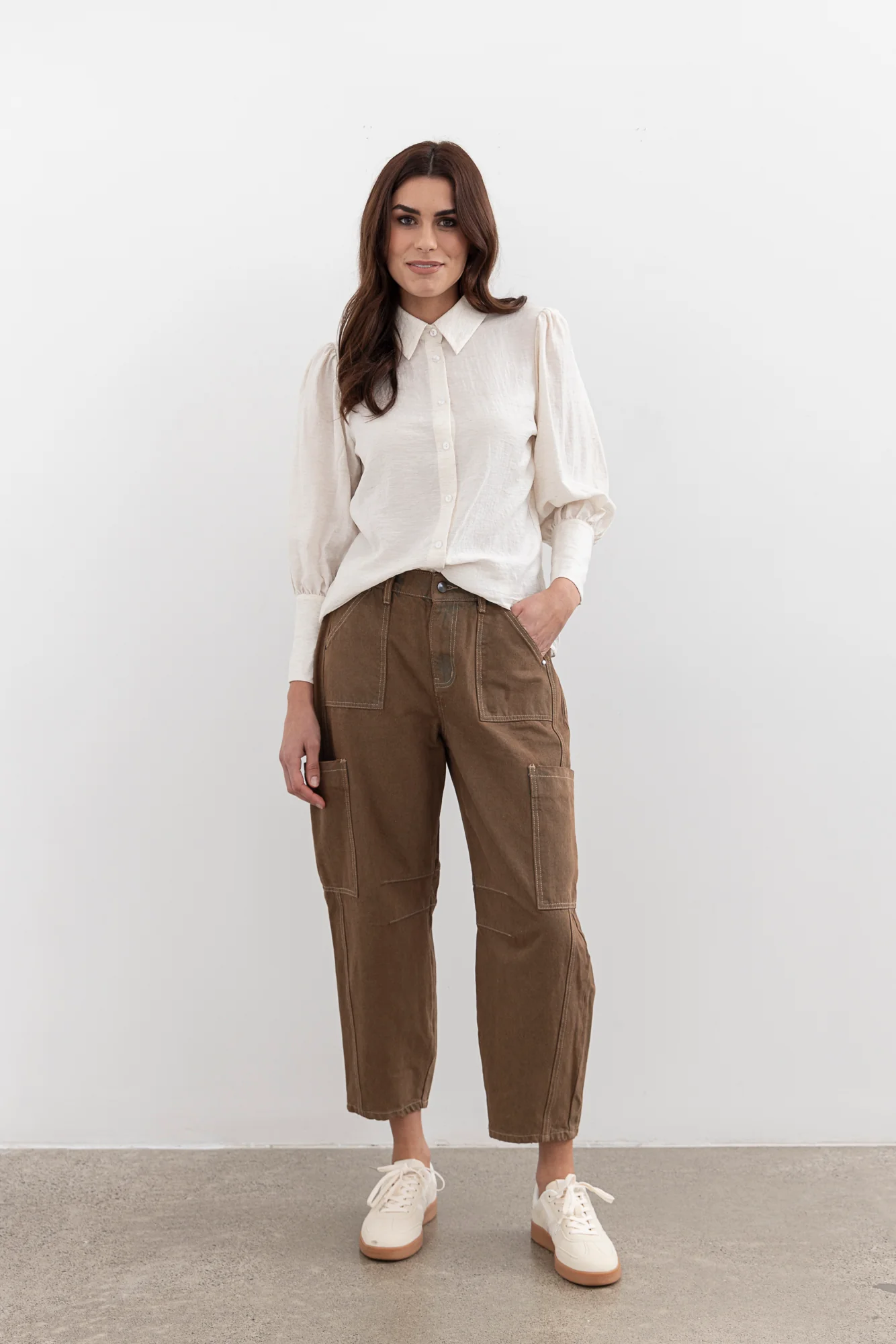 Mi Moso Bailey Barrel Jean - Brown