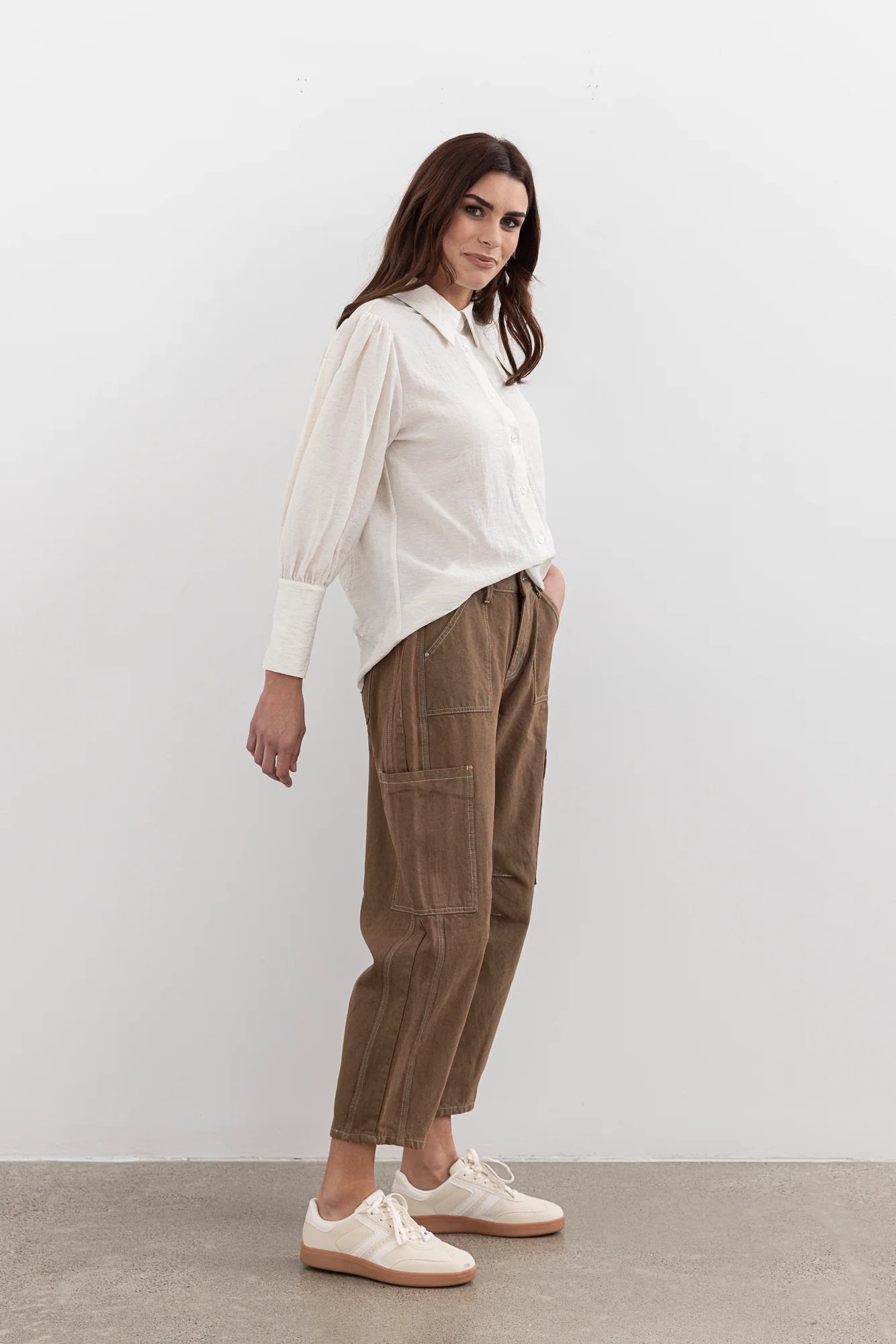 Mi Moso Bailey Barrel Jean - Brown