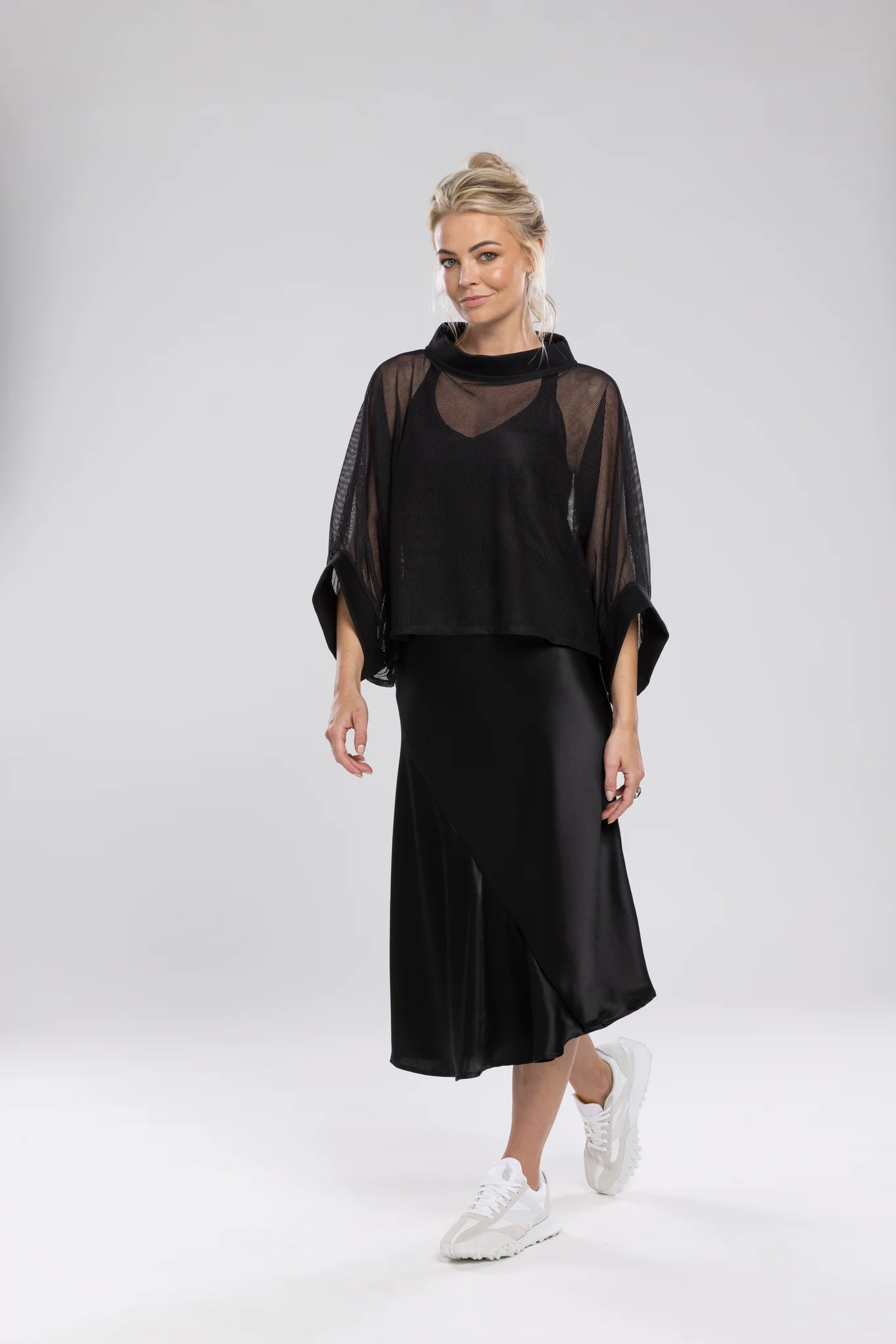 NES Bioko Top - Black