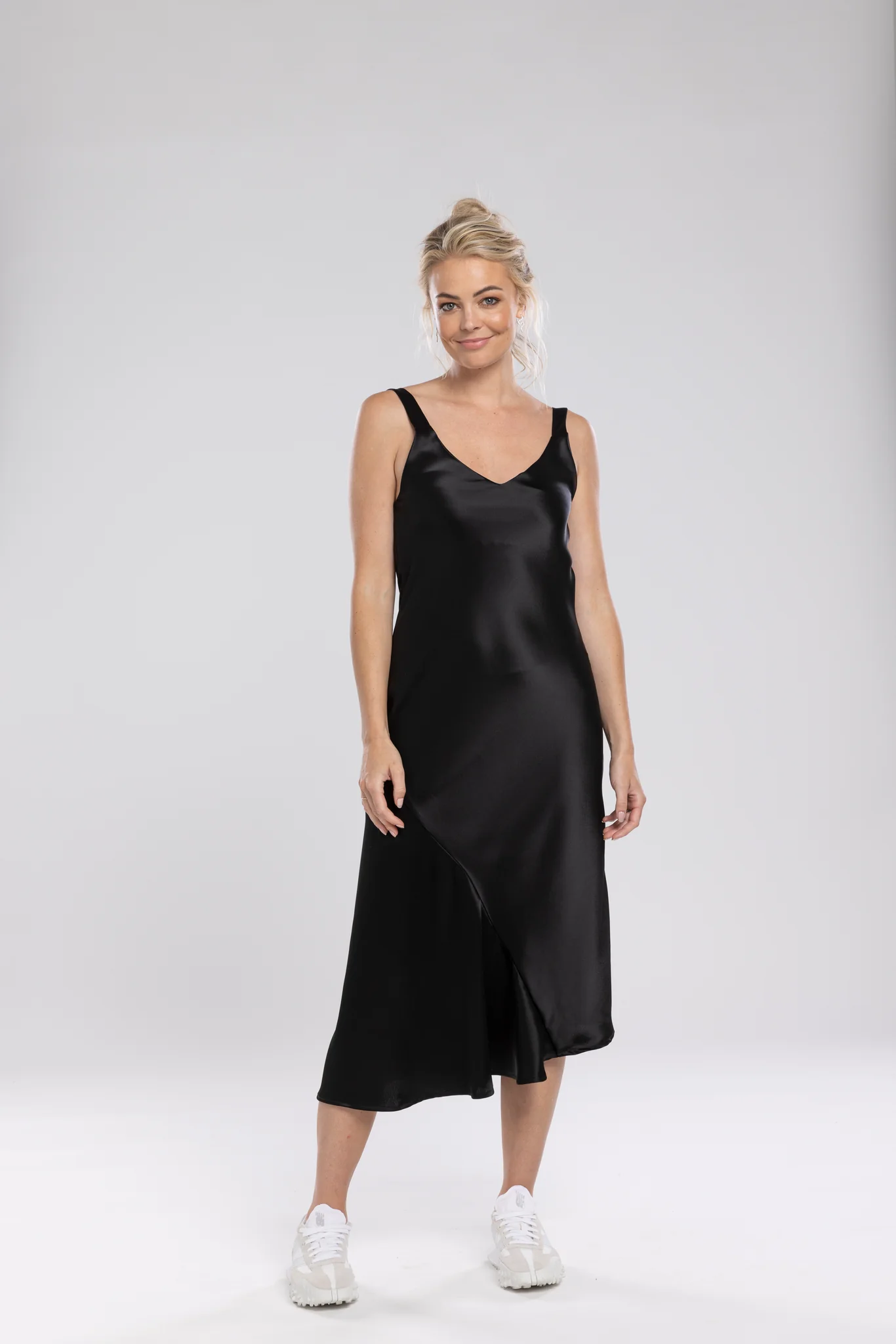 NES V Slip Dress - Black