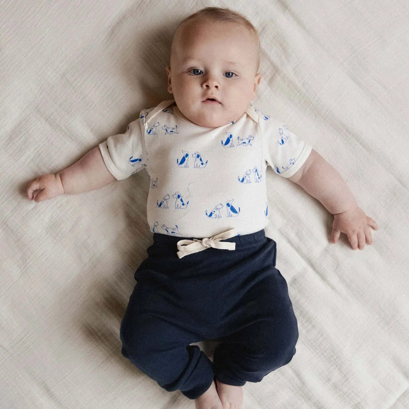 Nature Baby Short Sleeve Bodysuit - Dog Walk Print