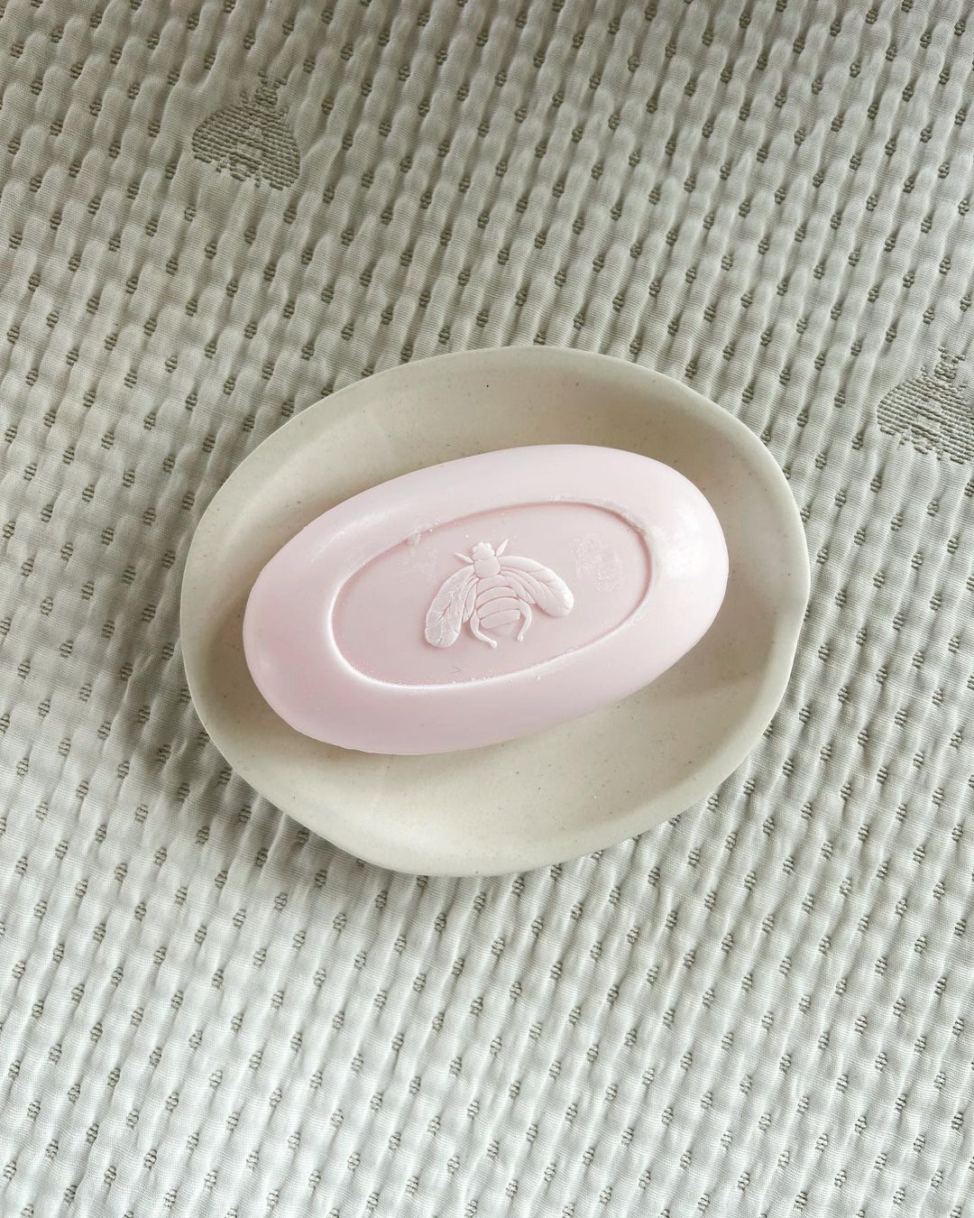 Scent of Provence Bee Soap 150g - Rose du Matin