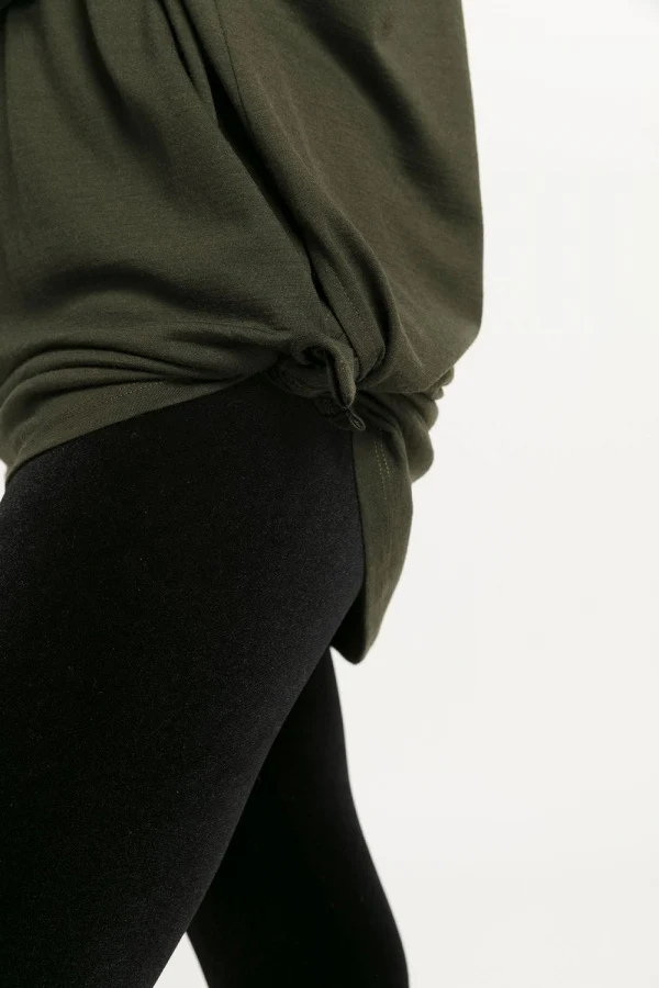 NES Velvet Legs - Black