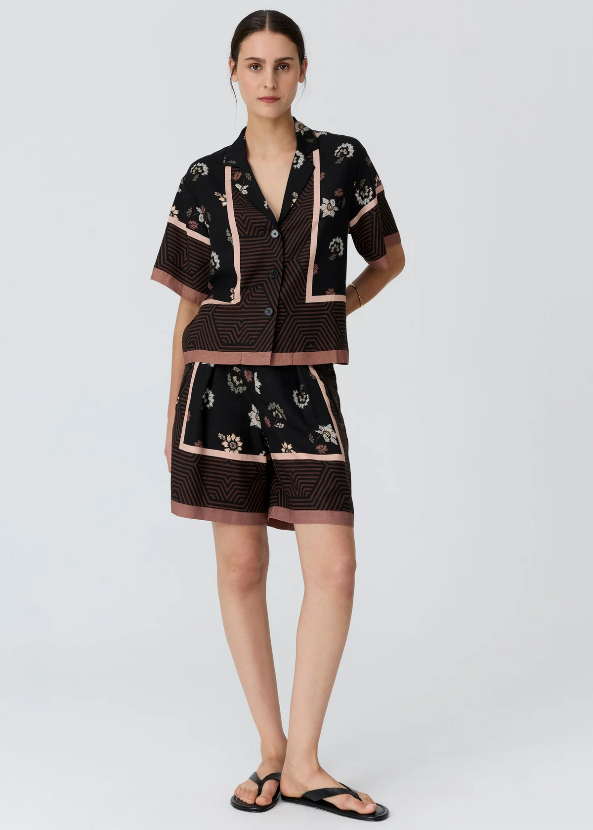 POL Trellis Short - Trellis Scarf Print