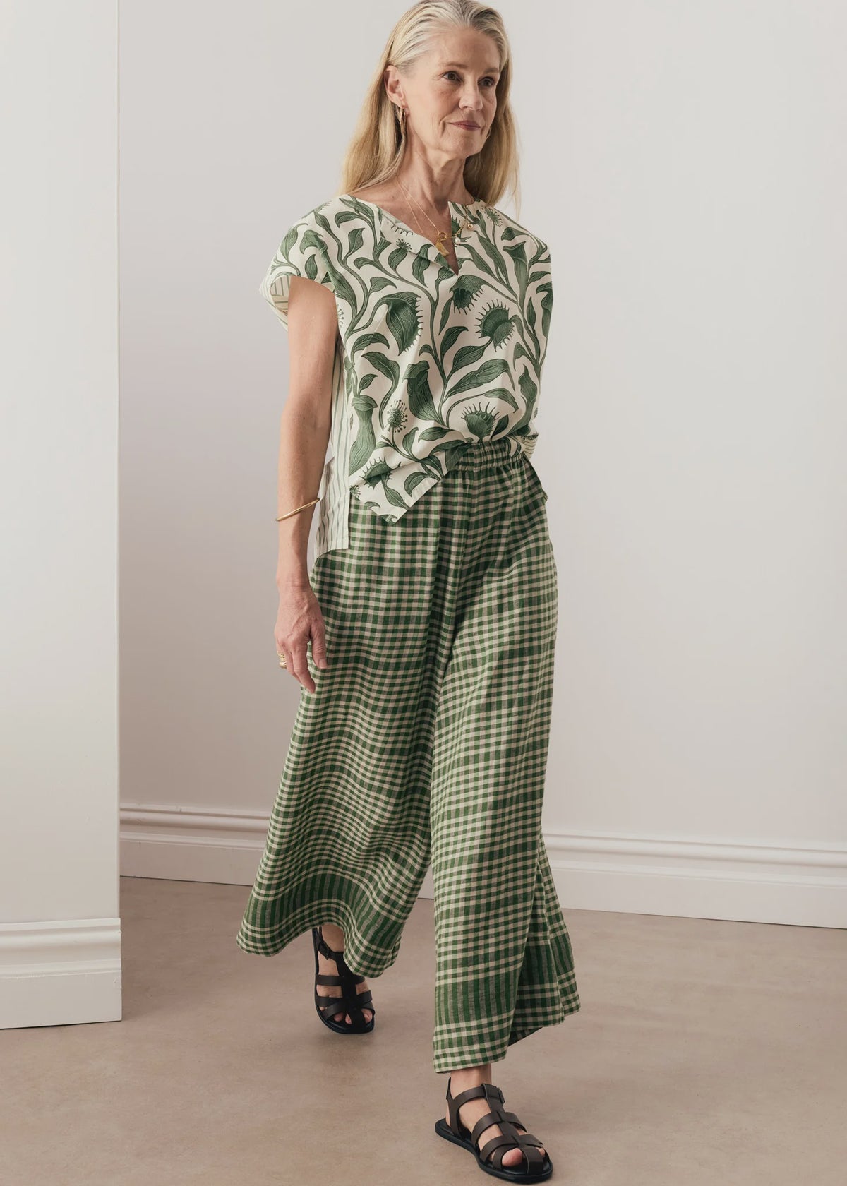 POL Botanica Top with Contrast Back - Botanica Print/Stripe