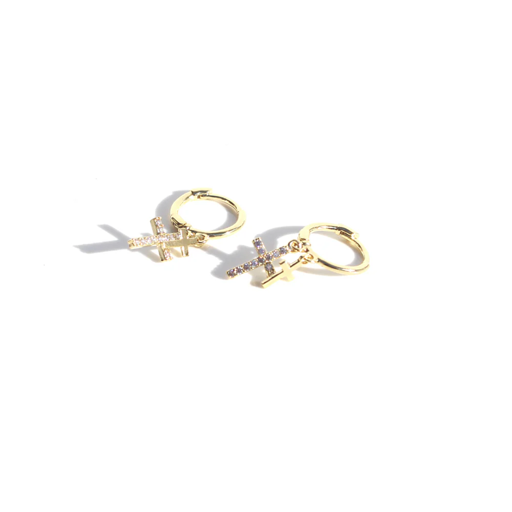 Queen Of The Foxes Earrings Huggies Sleeper Petite - Cross