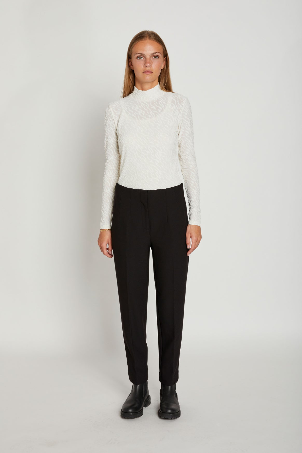 Rue de Femme Roll Neck Blouse - Off White