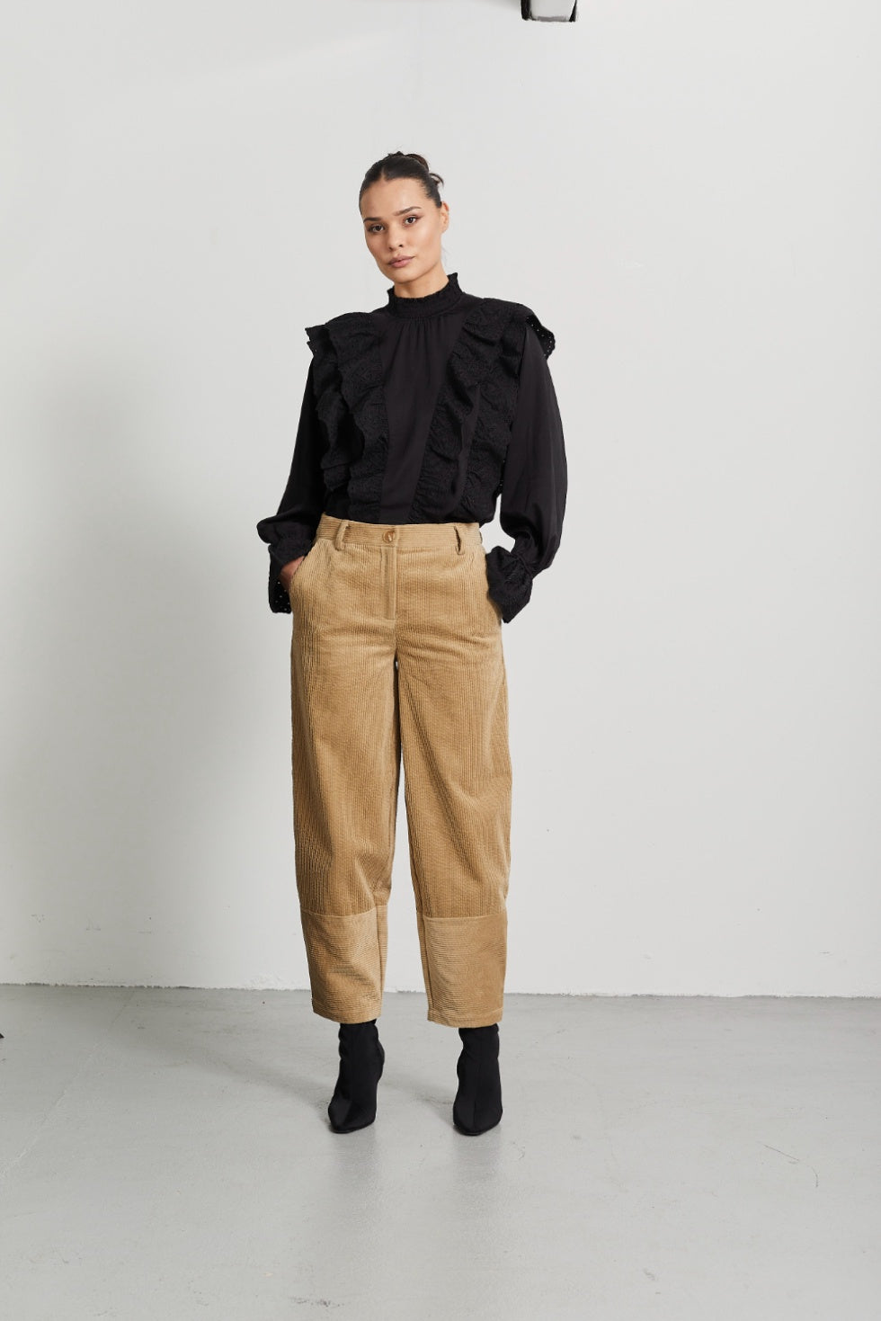 Rue de Femme Wave Pants - Nomad Sand