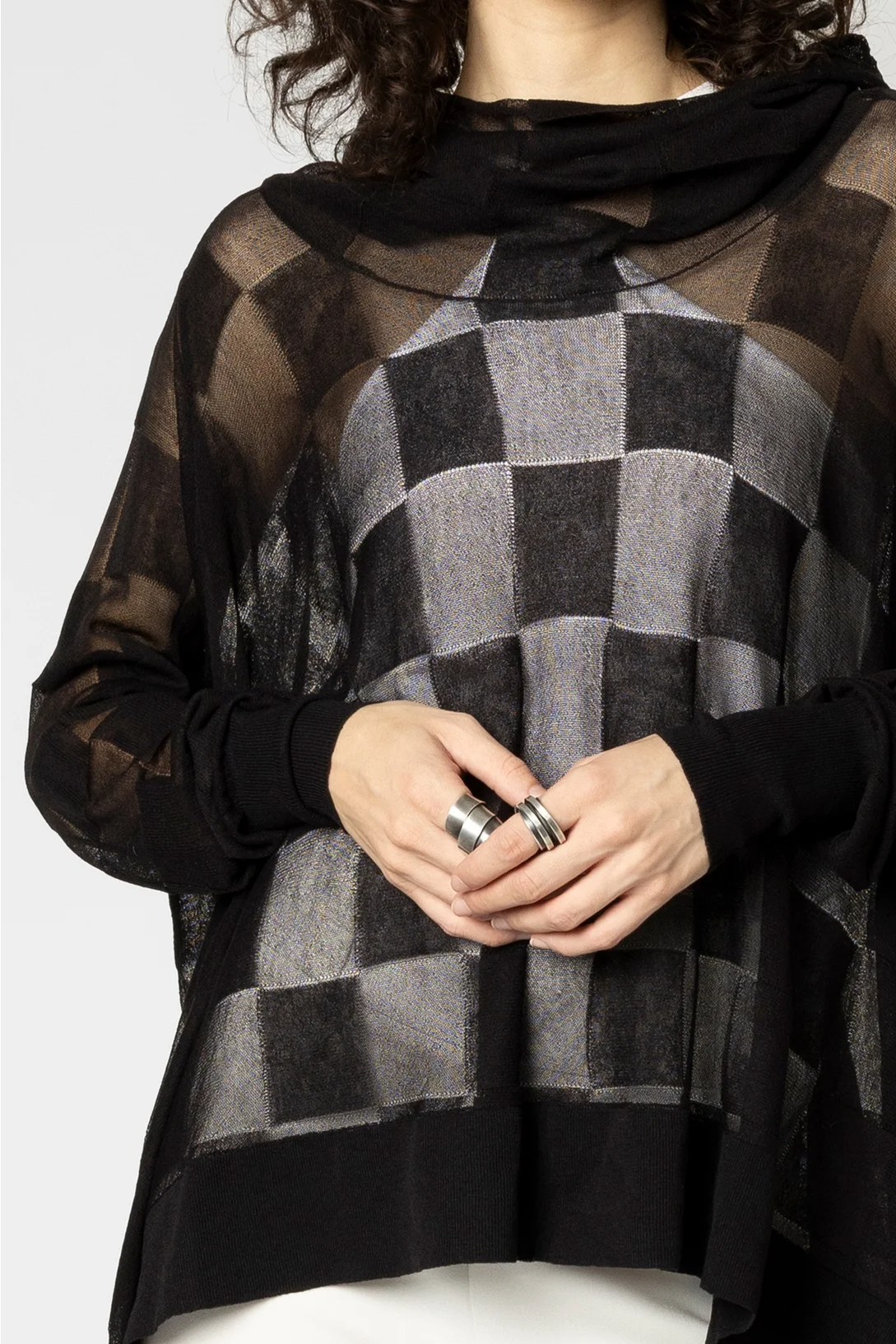Taylor Reversed Square Oblique - Black