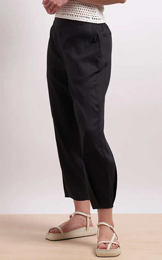Neris Feature Act Pant - Black