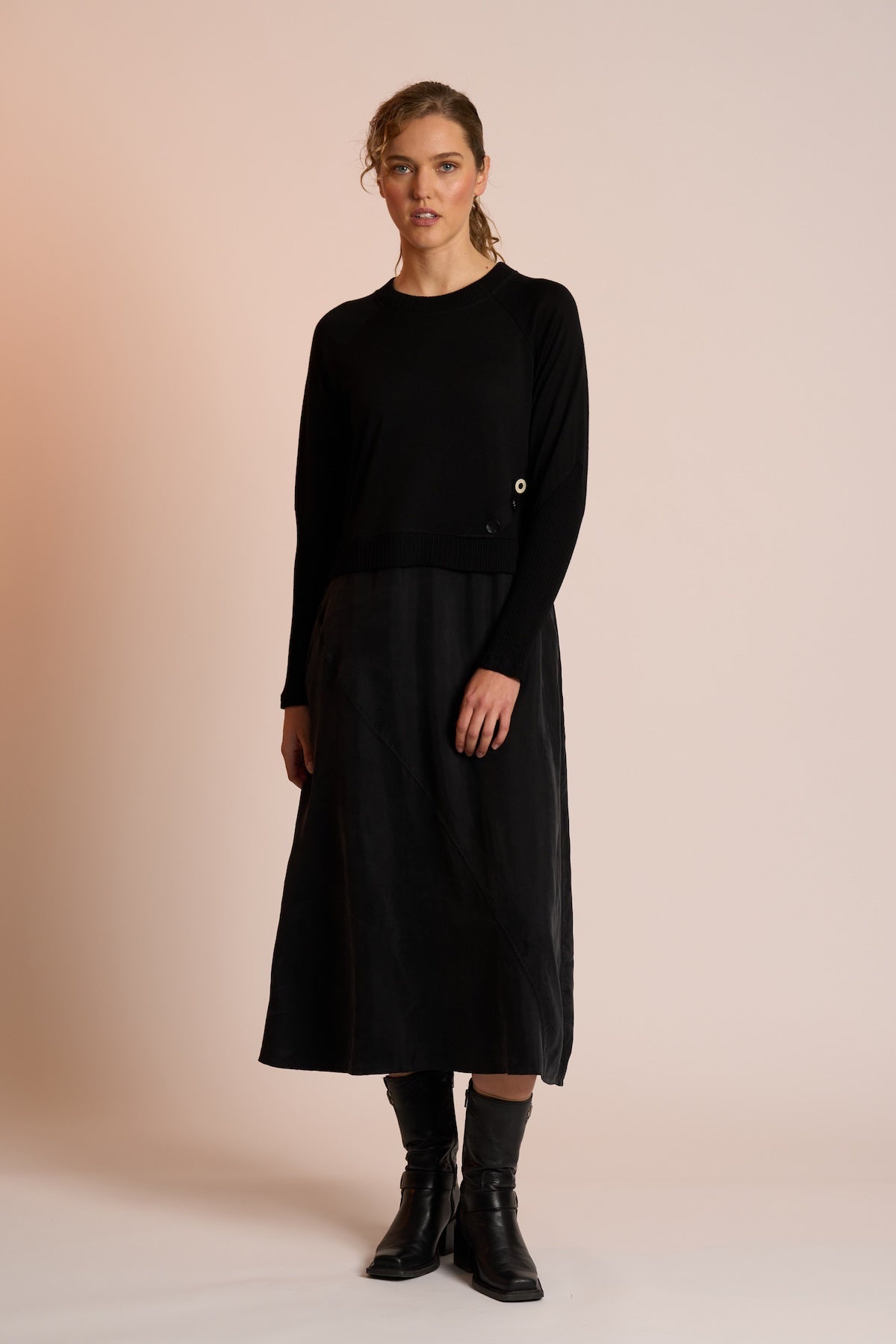 Neris Divine Angles Dress - Black AW26