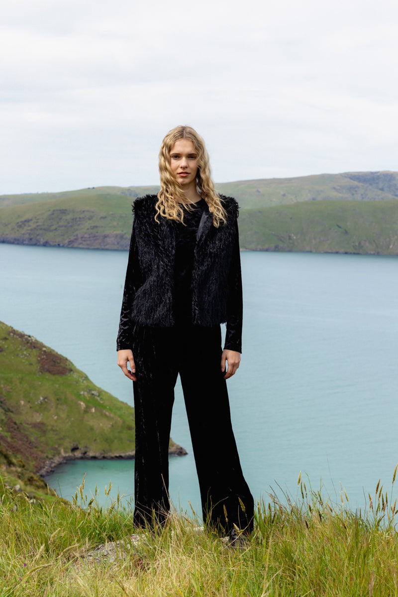 Neris Wilde Gilet - Raven