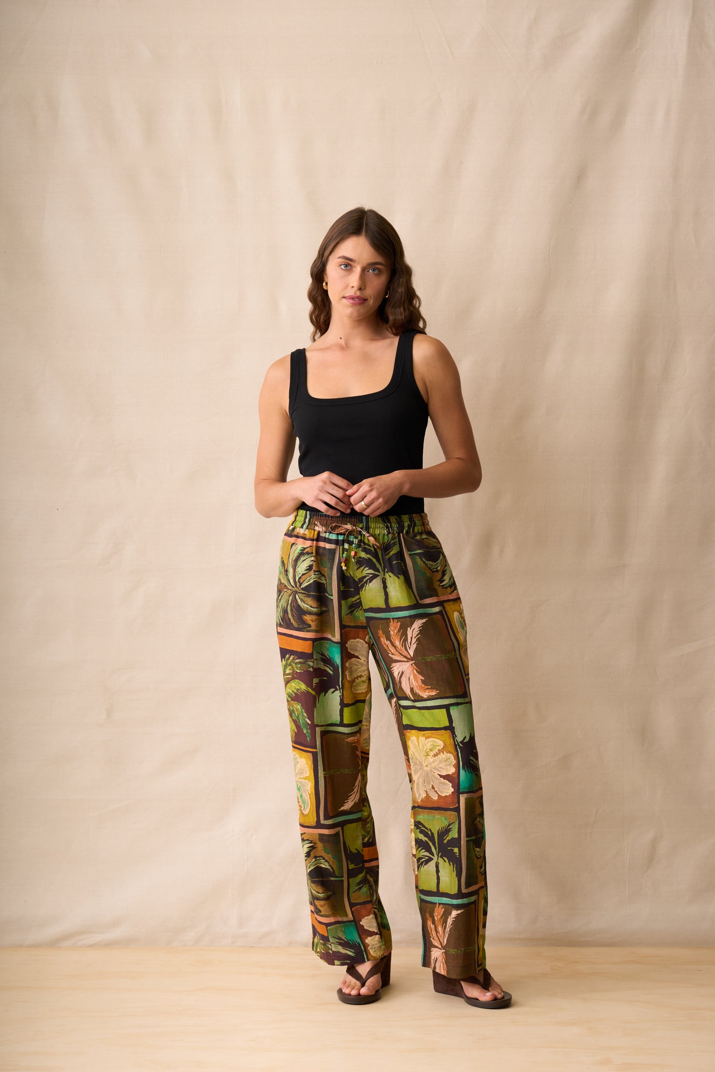 Neris Ramona Pant - Sunset Palms