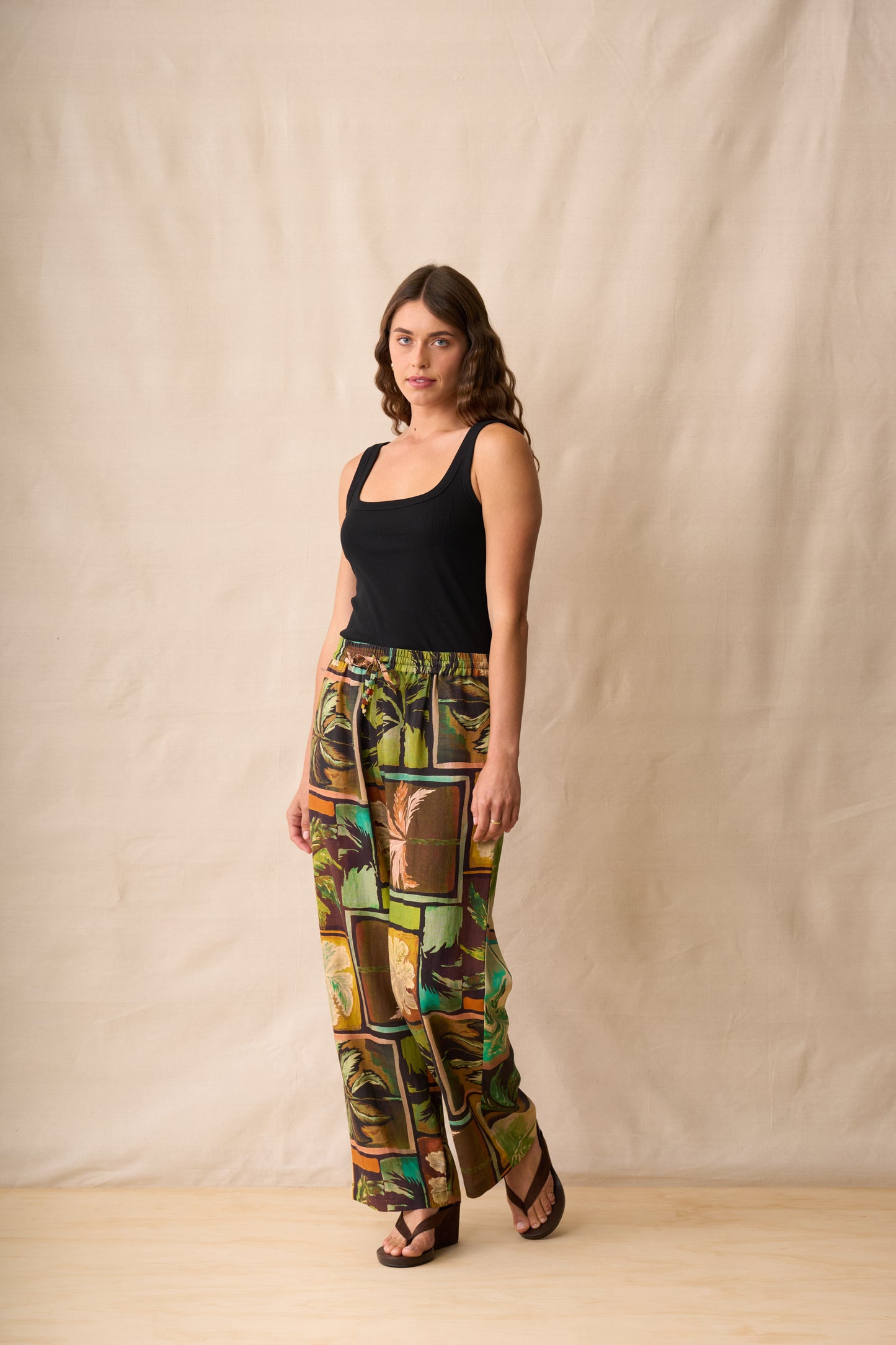 Neris Ramona Pant - Sunset Palms