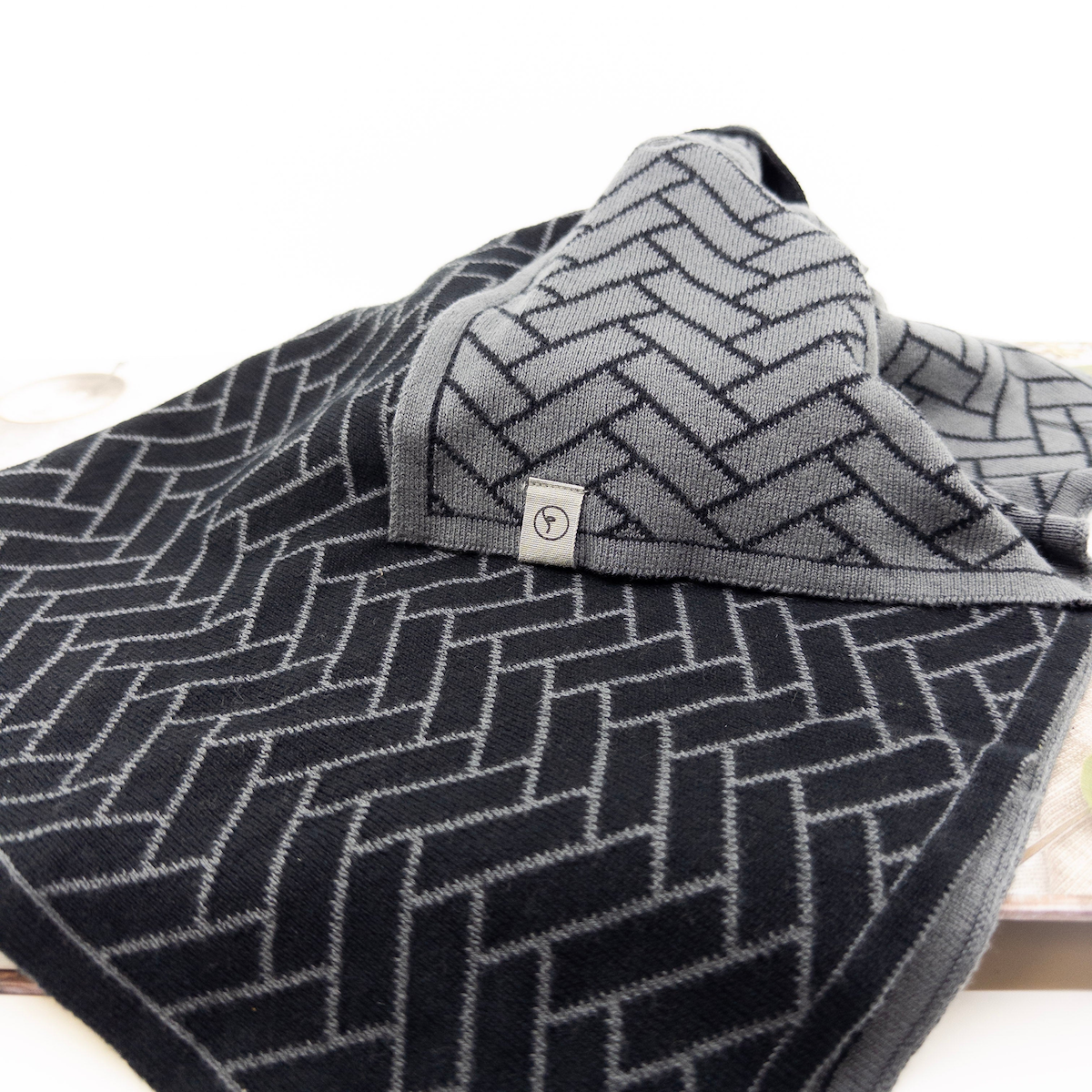 Ecovask Kitchen Towel - Raven/Graphite Herringbone