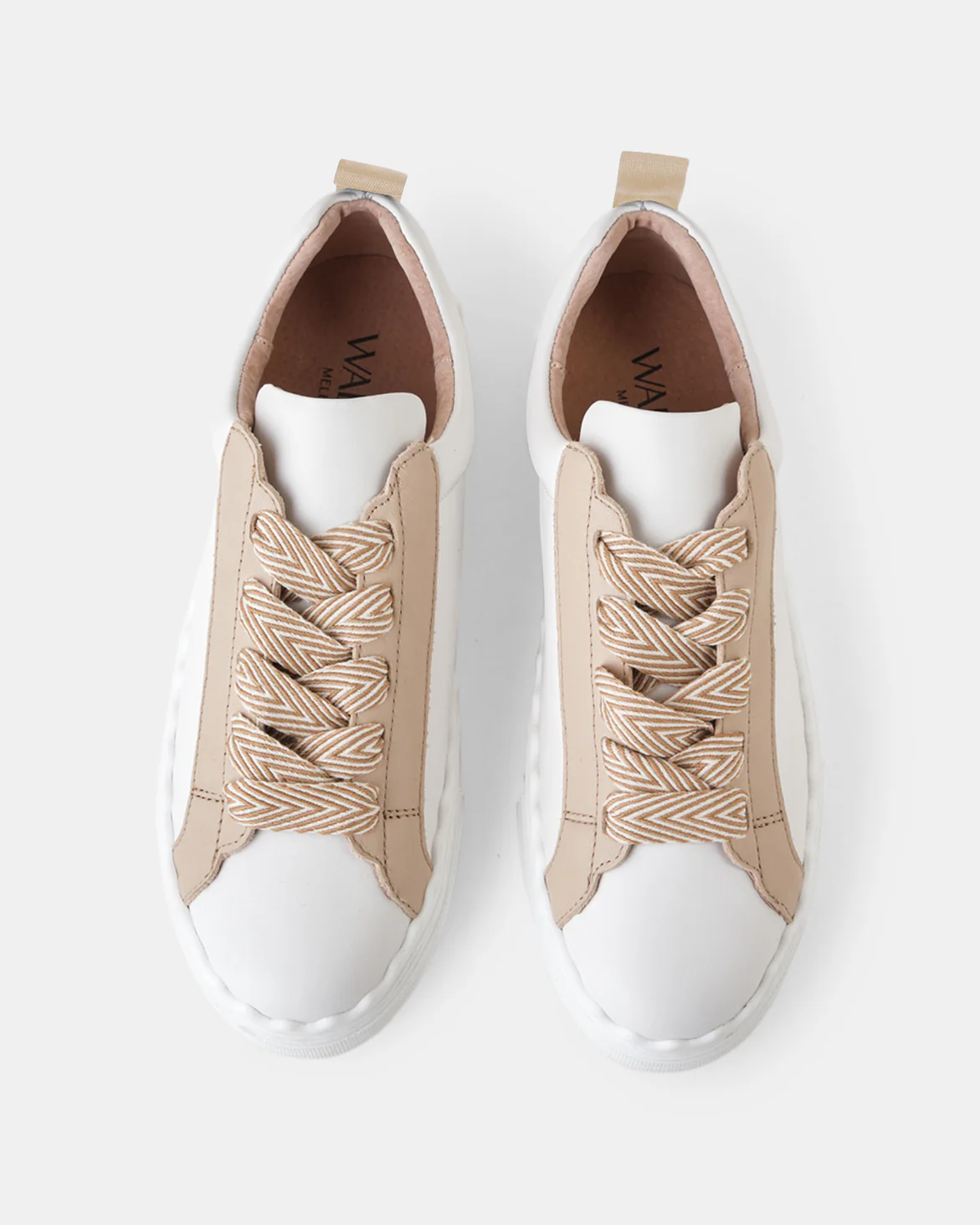 Walnut Hut Leather Sneaker - White Beige