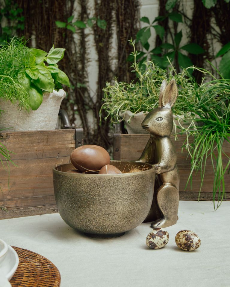 French Country Rabbit Sweets Bowl - Sitting