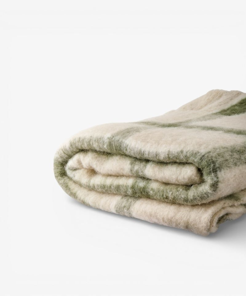 French Country Juniper Check Throw Green