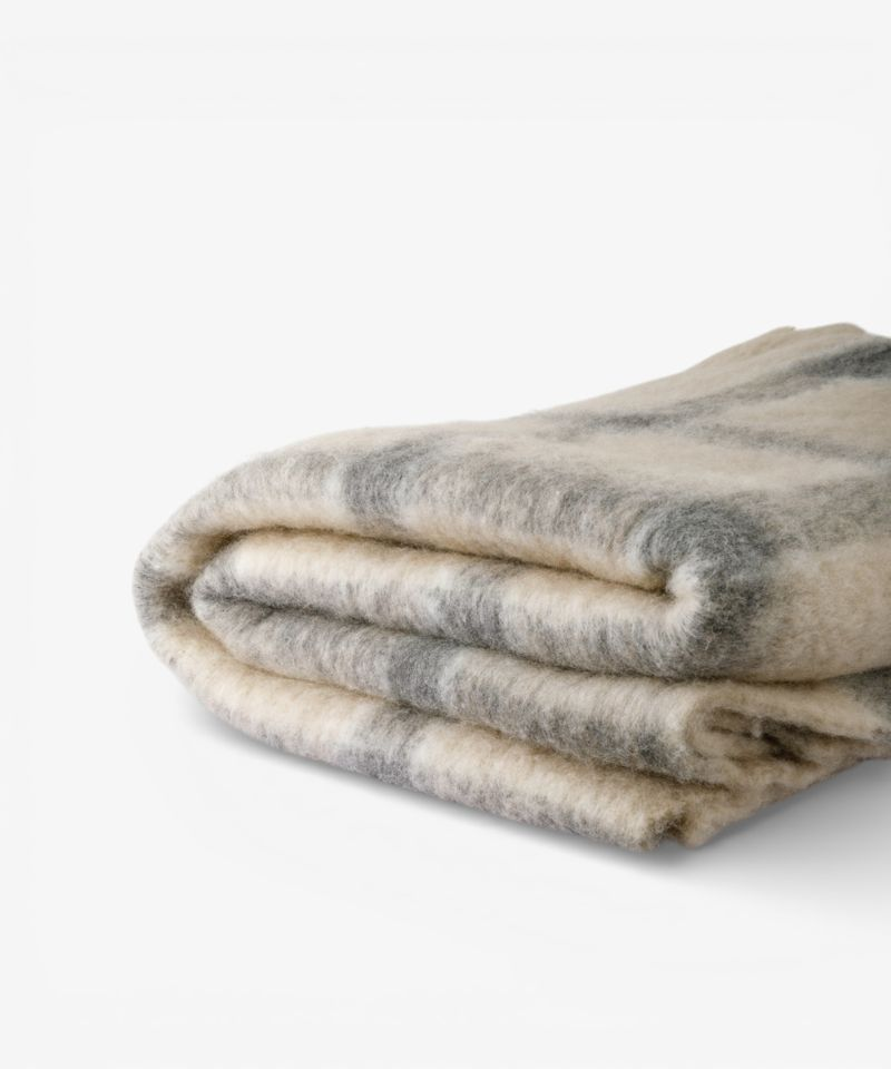 French Country Juniper Check Throw Grey