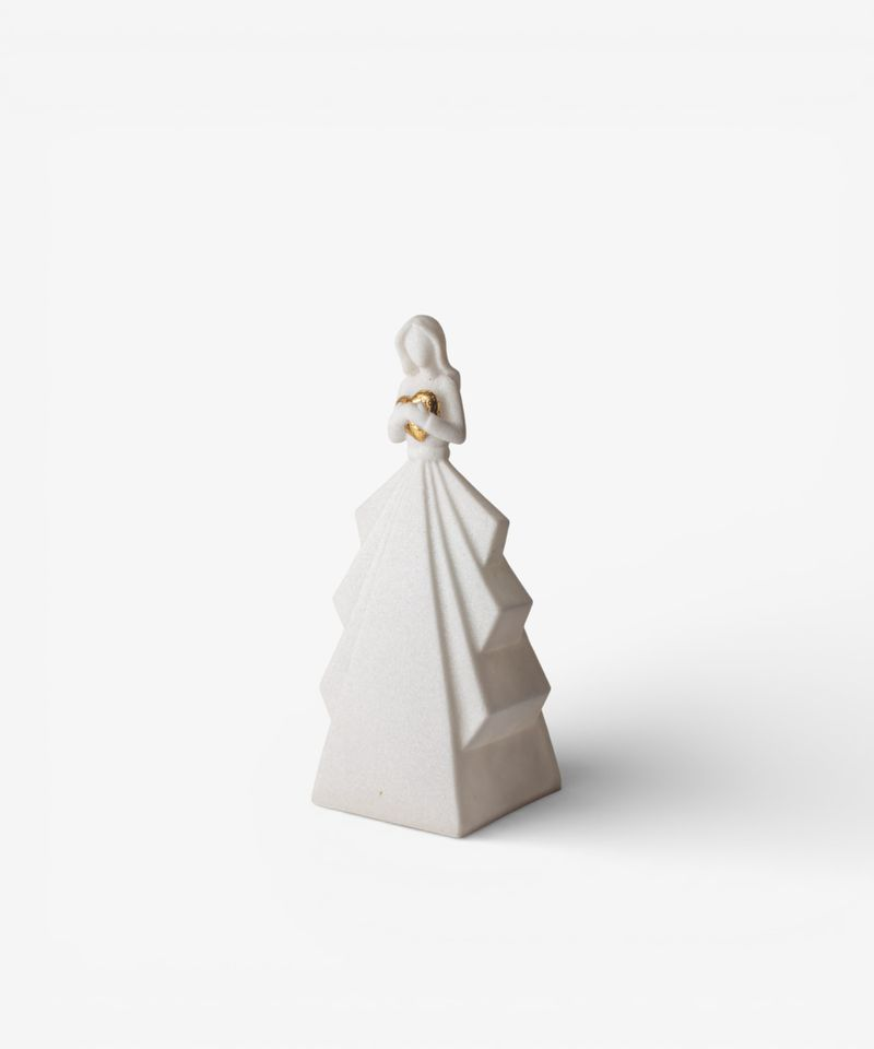 French Country Angel With Heart - Light Up