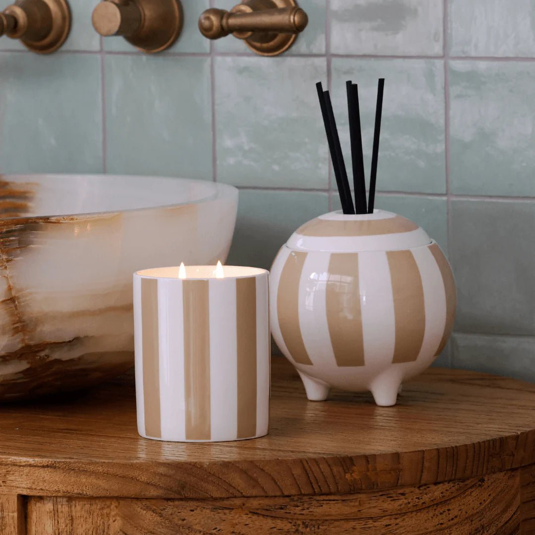 Moss St. Ceramic Large Candle 360g - Patchouli Pear & Oud
