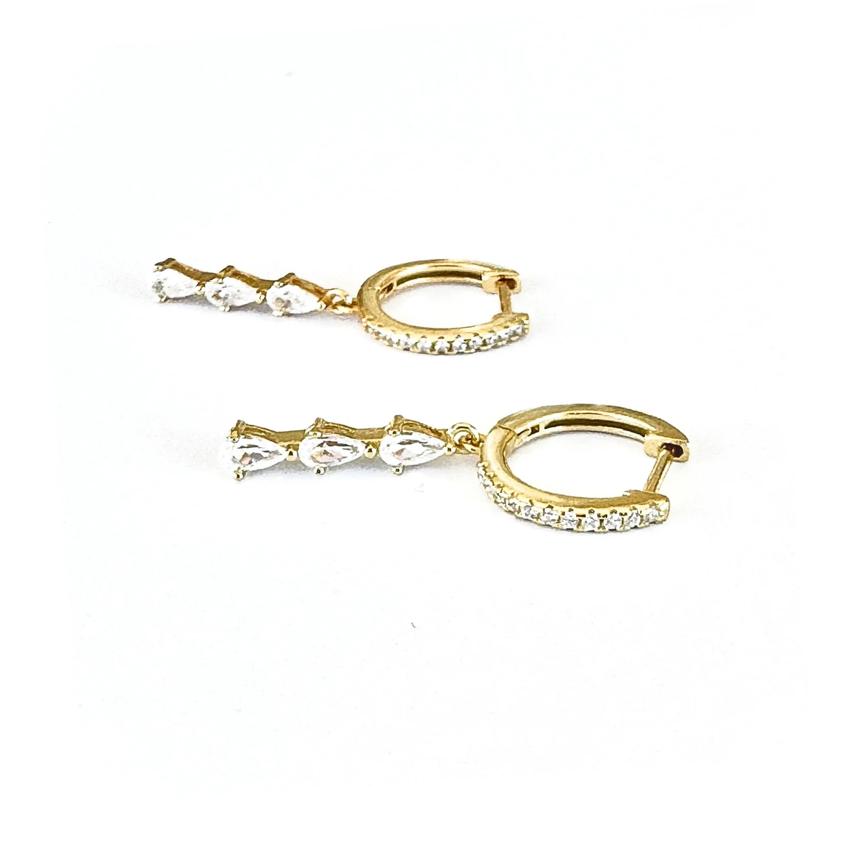 Lindi Kingi Triple Teardrop Sleepers - Gold