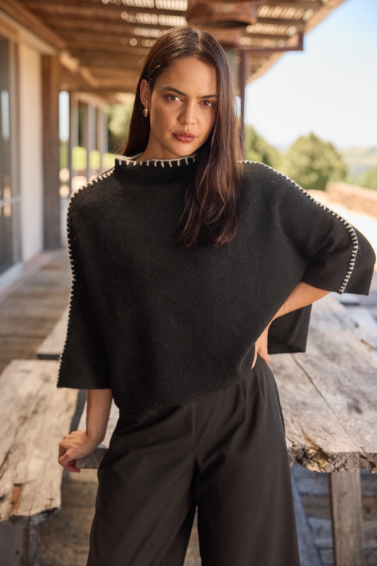 Tirelli Contrast Stitch Detail Knit - Black