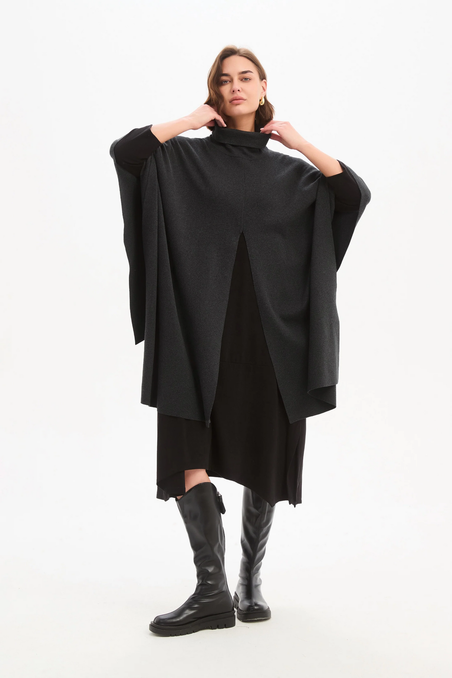 Tirelli Crossover Wrap Knit - Charcoal