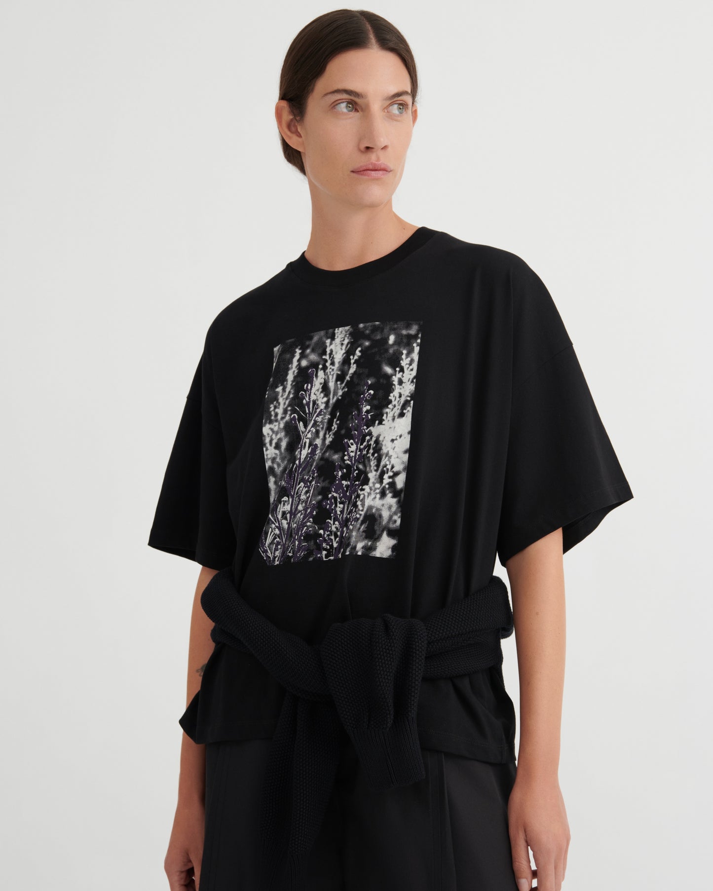 Kowtow Scene Tee - Black