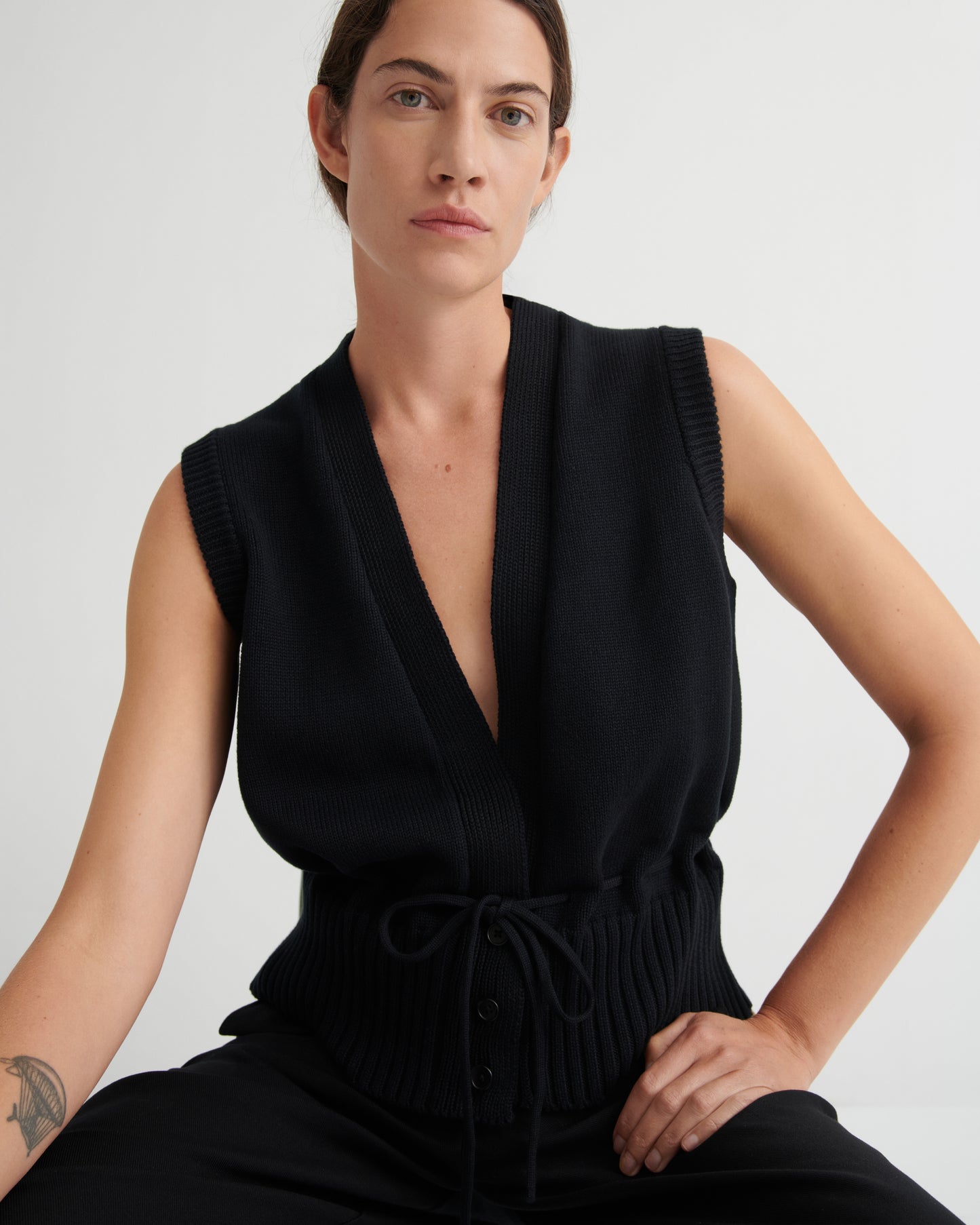 Kowtow Elworthy Vest - Black