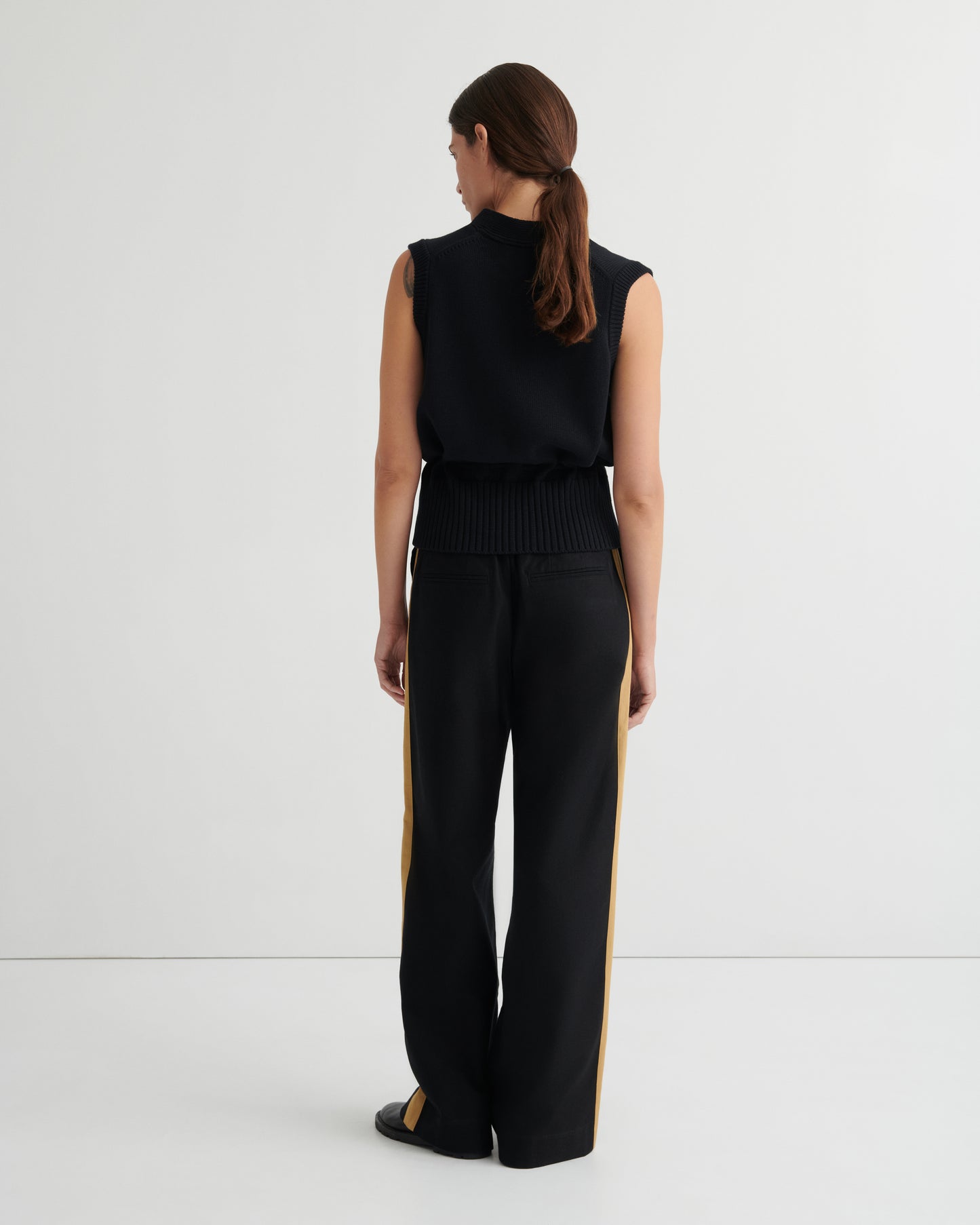 Kowtow Elworthy Vest - Black