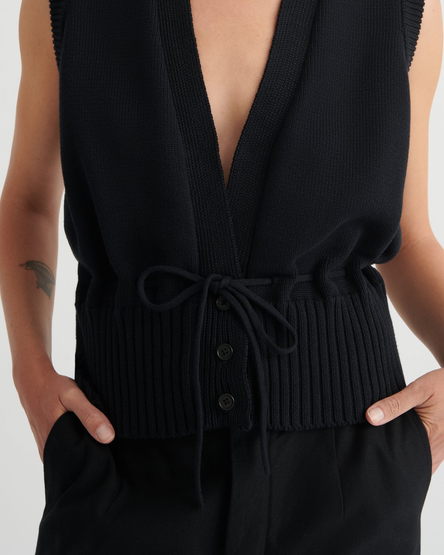 Kowtow Elworthy Vest - Black