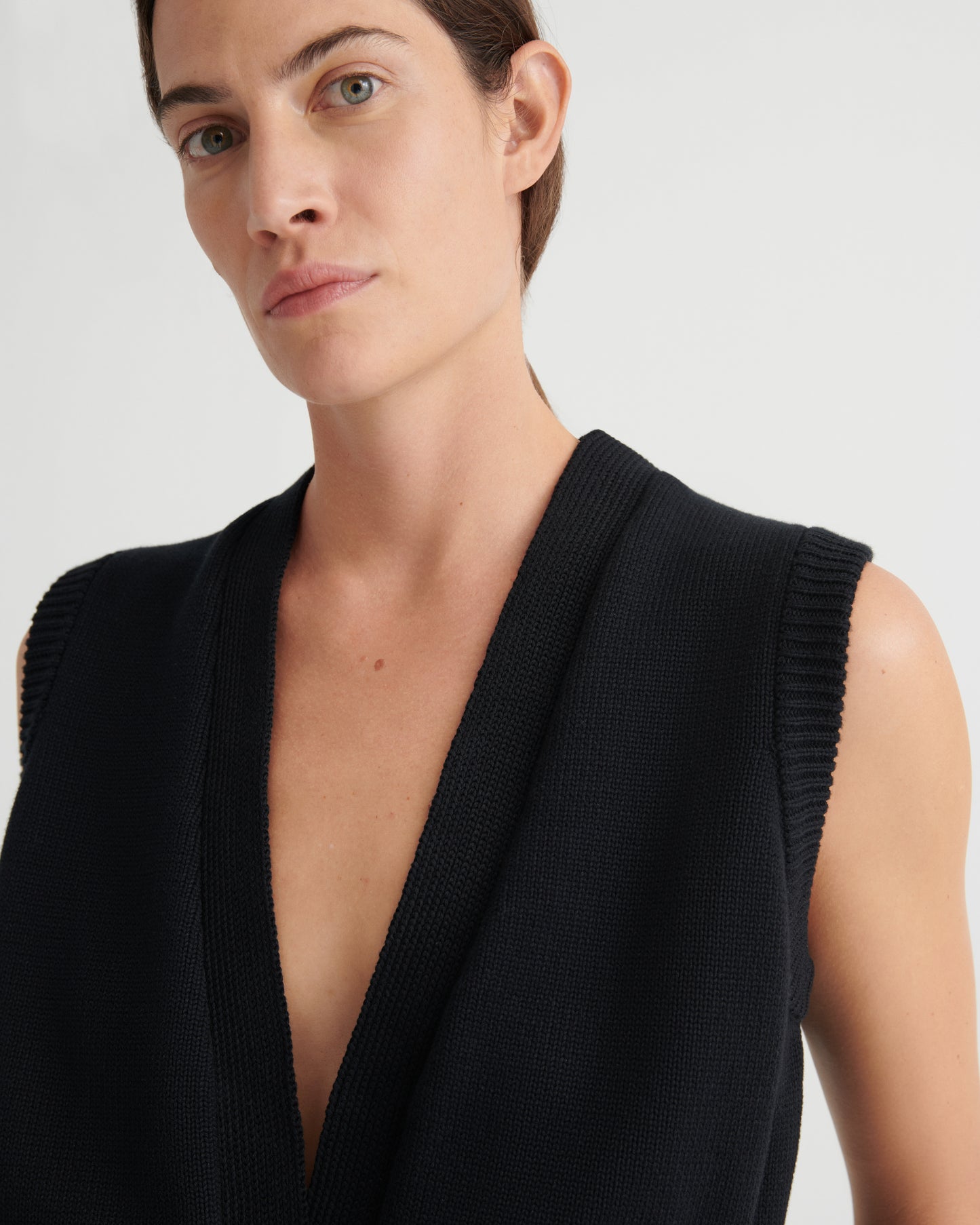 Kowtow Elworthy Vest - Black