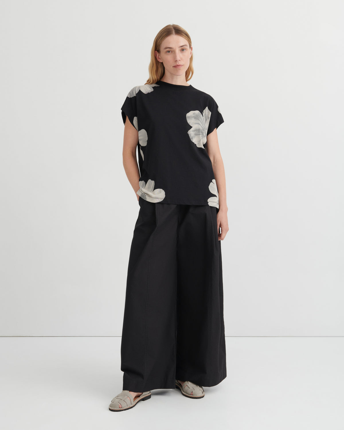 Kowtow Geometry Tee - Monochrome Floral